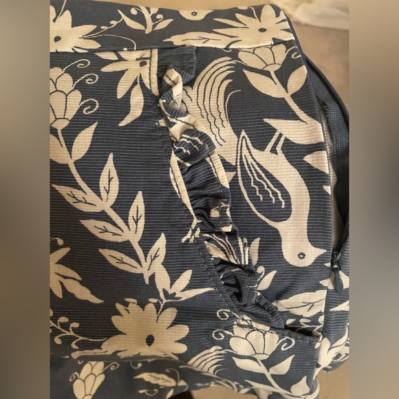 Loft Peacock Ruffle Riviera Shorts Size 6 - Picture 4 of 6